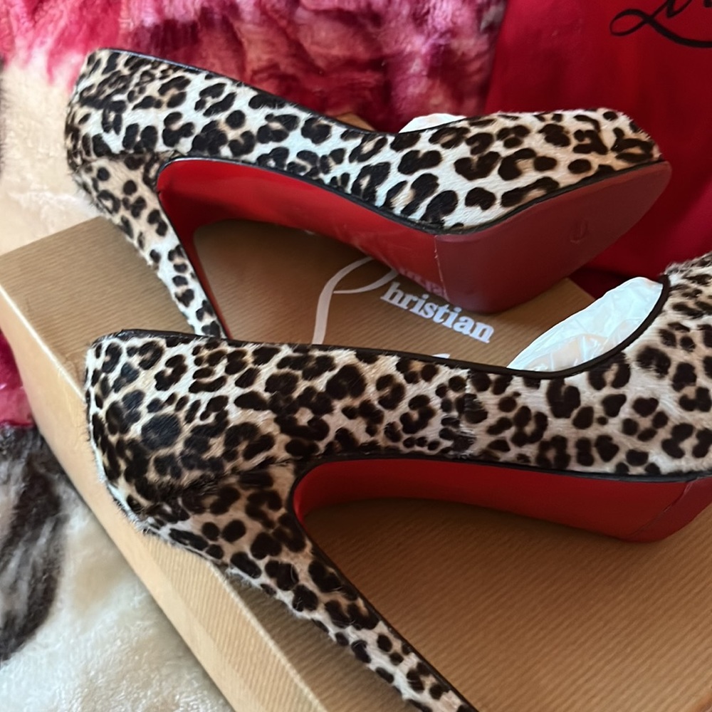 Authentic Christian Louboutin Leopard high heel: size 37 EU : size 6.5